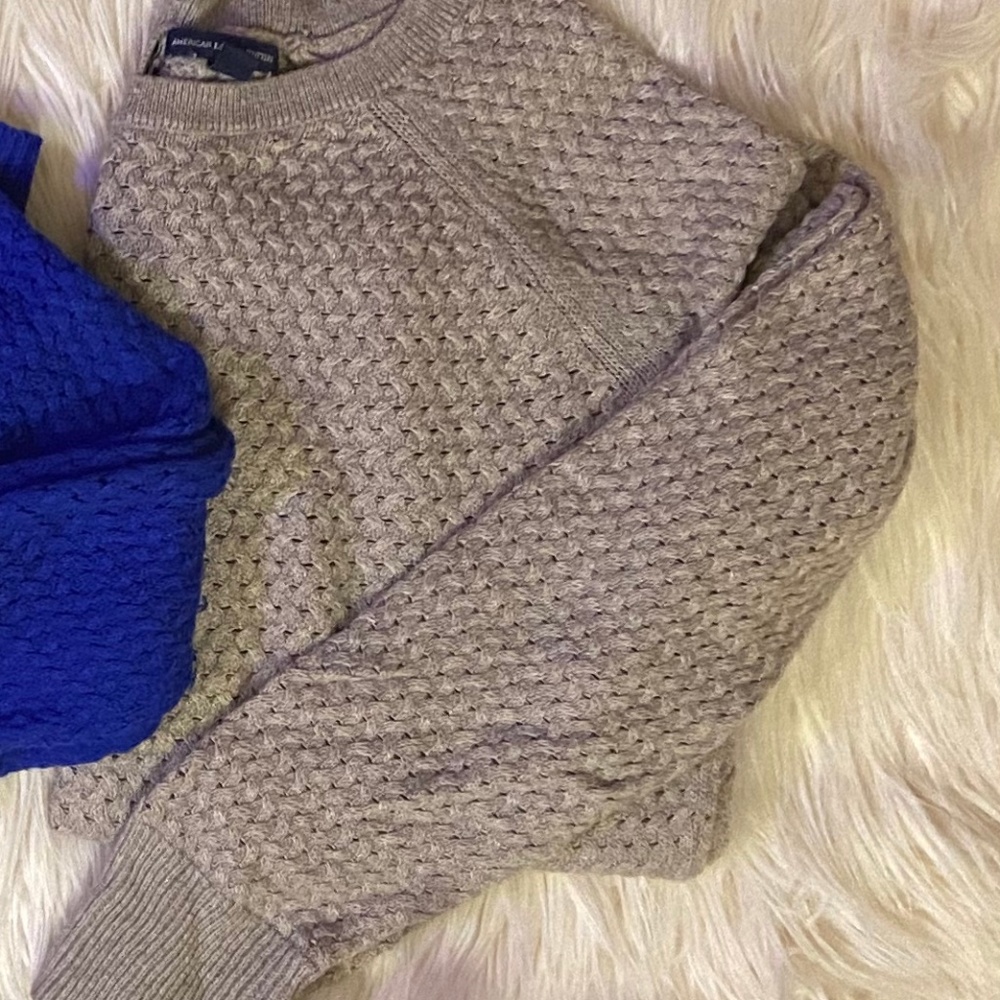 American Eagle Sweater- Taupe